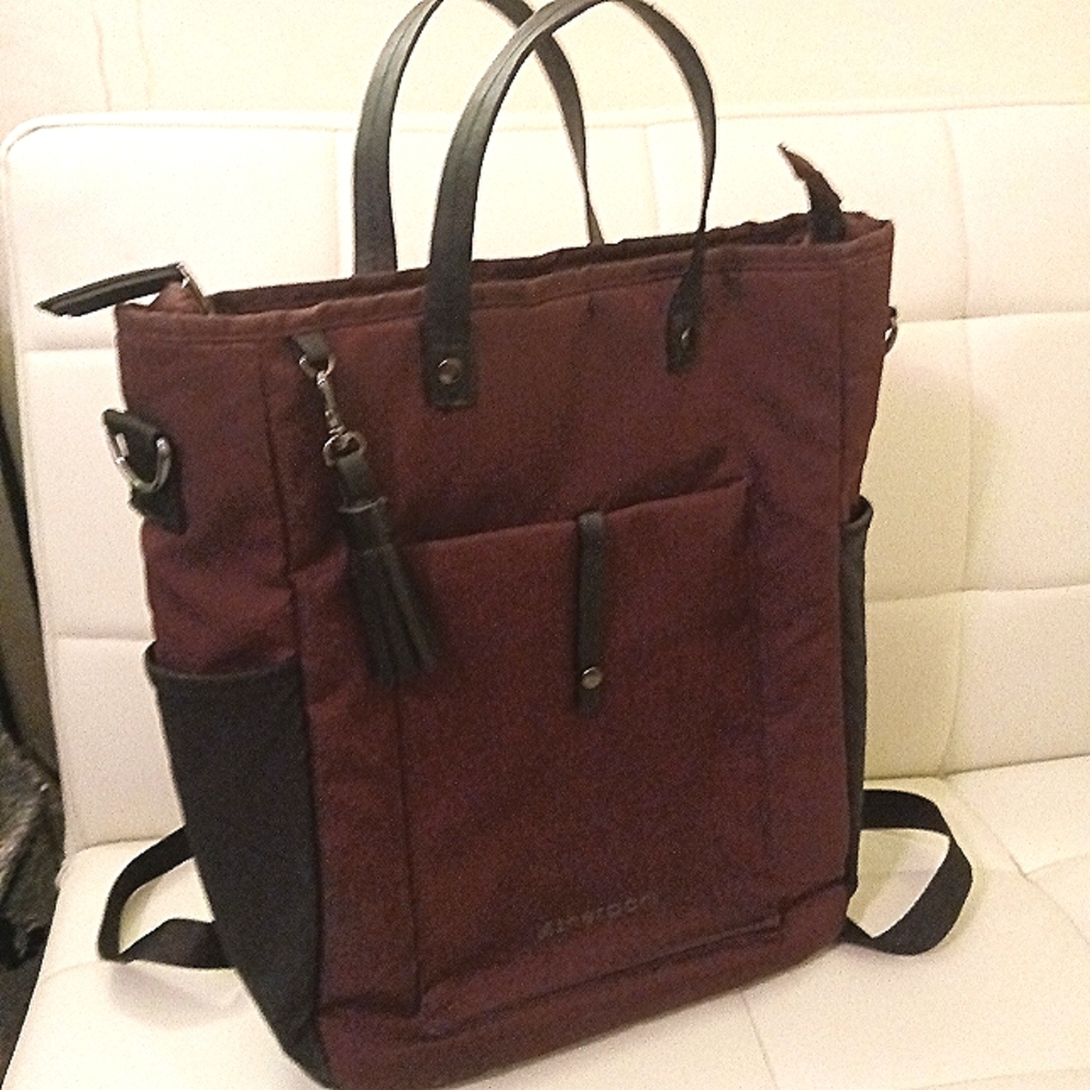 Sherpani Sojourn tote